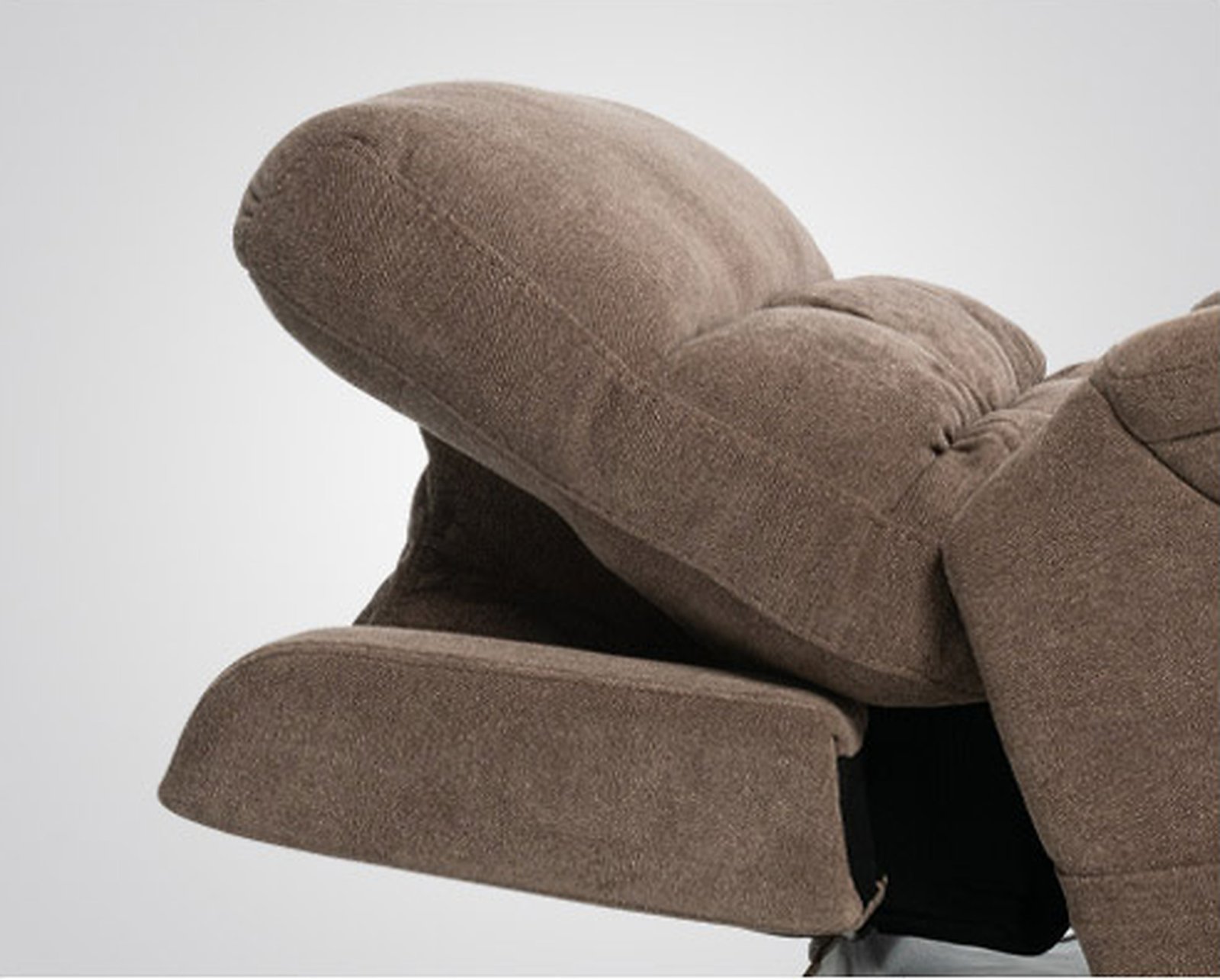 Close-up of VivaLift Ultra PLR-4955S adjustable power headrest and cushioned back support